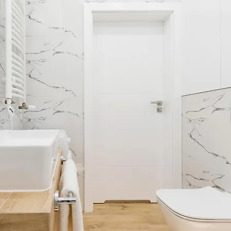 Old Town Rakowicka By Renters Apartman *
